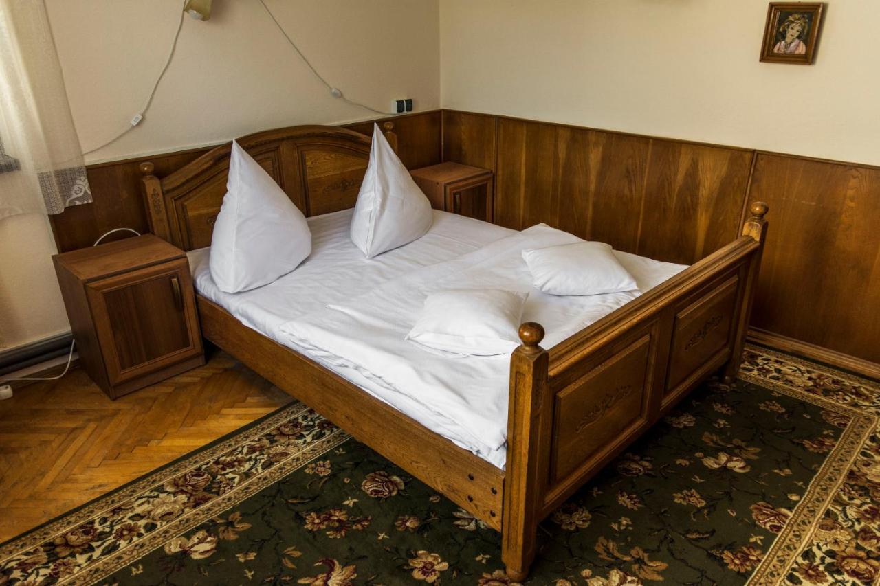 Casa Comfort Campulung Moldovenesc Bagian luar foto